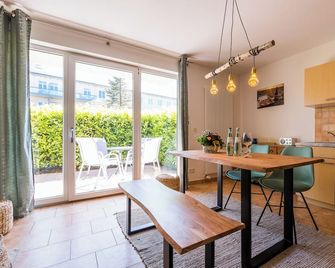Haus Ostseenixe 02 - Wustrow (Darss) - Essbereich