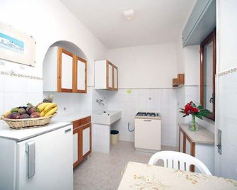 Residence M3 - Peschici - Kitchen