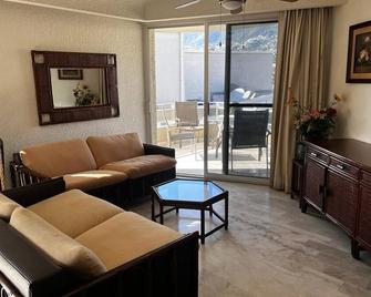 Hotel Suites Jazmín Acapulco - Acapulco - Living room