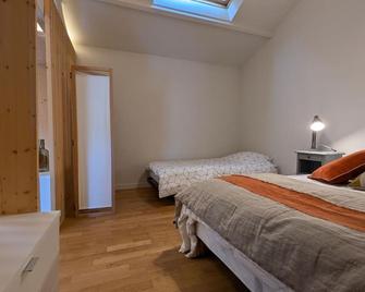 Location saisonnière avec terrasse privée, WIFI, animaux admis, recharge électrique à Rivières - FR-1-653-275 - Rivières - Habitación