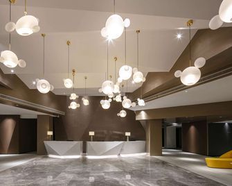 Ramada by Wyndham Yangzhou Slender West Lake - Yangzhou - Rezeption