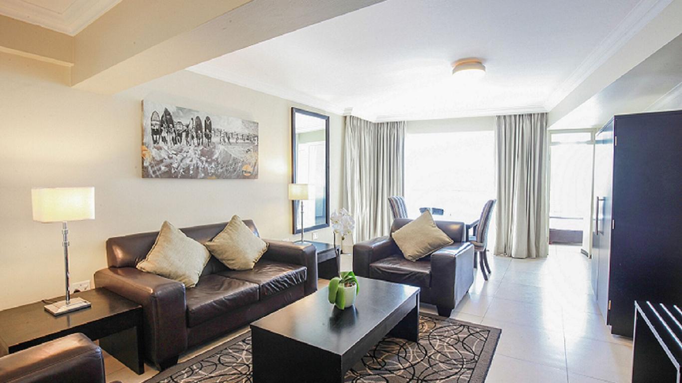 ذا بلو ووترز هوتل