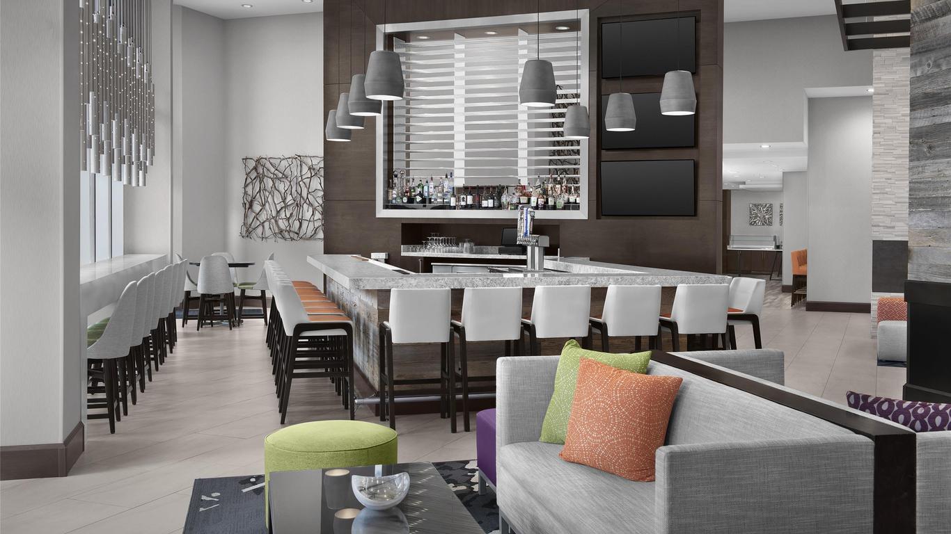 北卡羅來納威佛利夏洛特希爾頓花園飯店