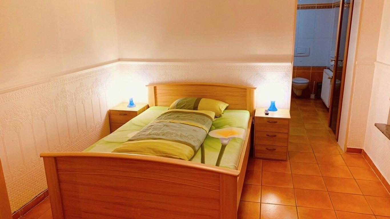 Home Inn Hotel