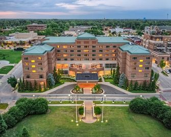 The H Hotel - Midland - Edificio