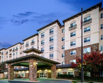Hyatt House Sterling Dulles Airport North - Sterling - Budova