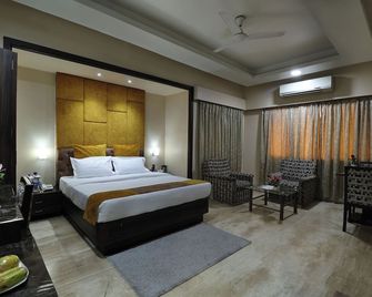 Hotel President, Pure Veg - Indore