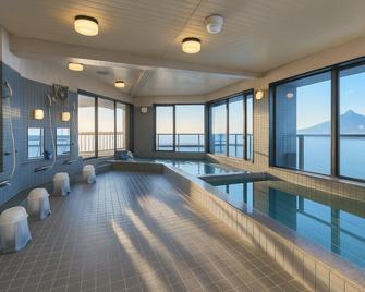 Hotel Rebun - Rebun - Piscina