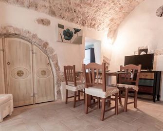 Biancocalce - Ostuni - Essbereich