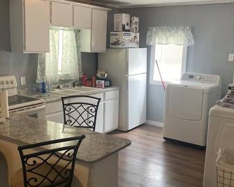 Cozy 2 bedroom - Dallas - Cuisine
