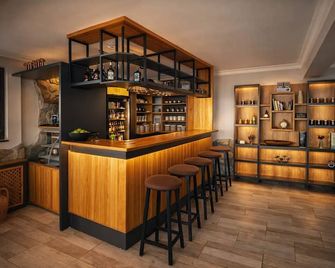 Gure Gokyuzu Butik Otel - Akçay - Бар