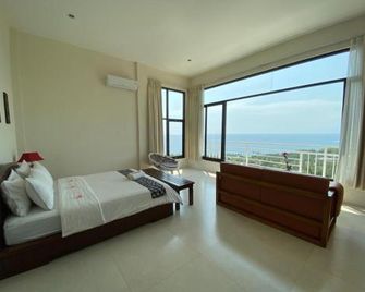 Villa Aryaguna - Senggigi - Habitación