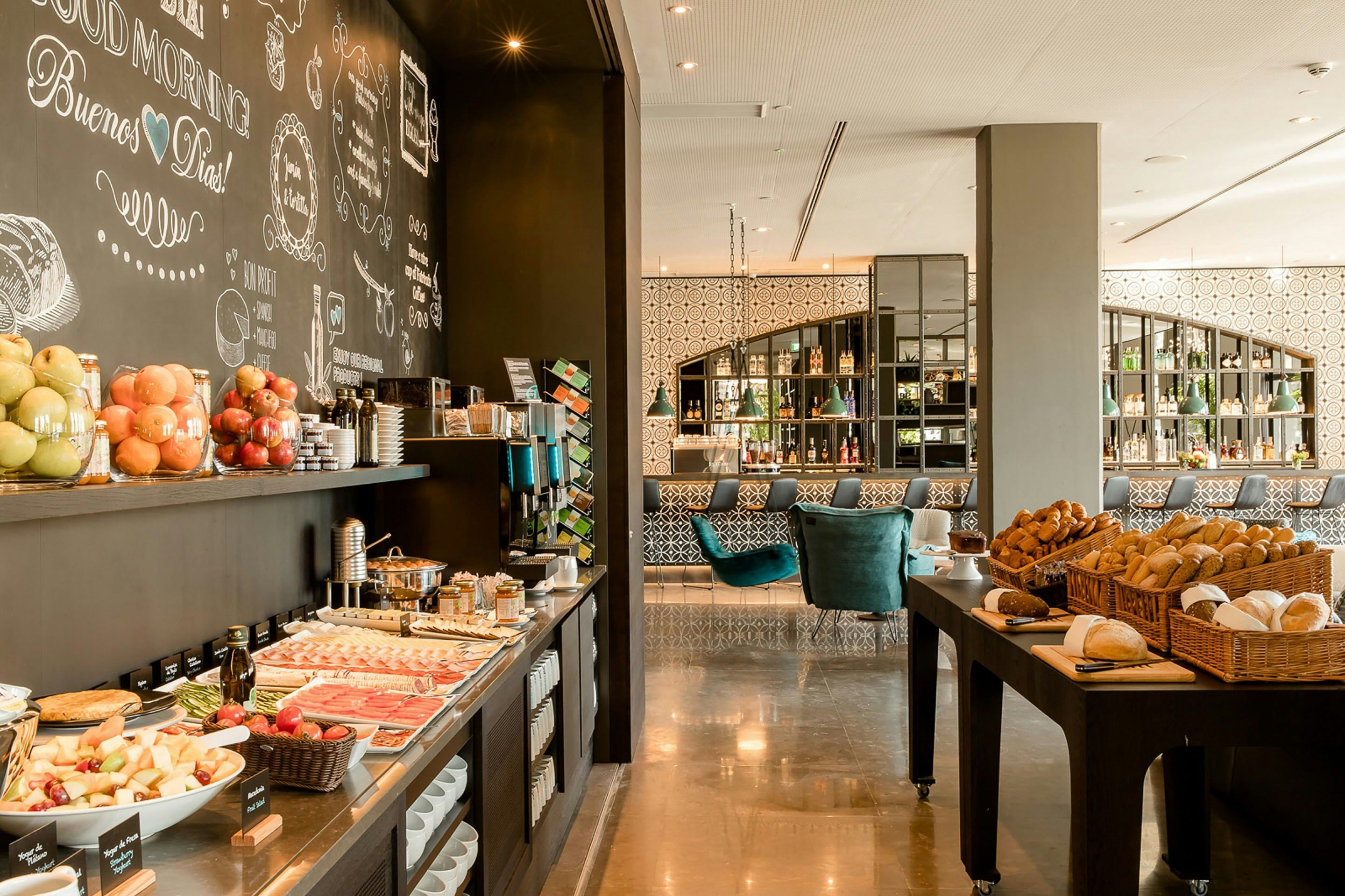 Motel One Barcelona-Ciutadella thumbnail 3