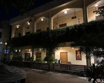 Hotel Marudhar And Restaurant - Pushkar - Edifício