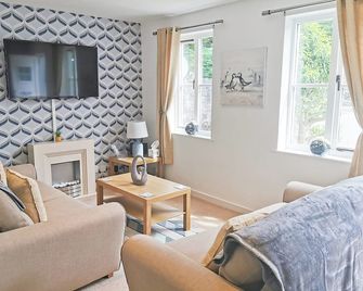 1 bedroom accommodation in Berwick-upon-Tweed - Berwick-Upon-Tweed - Living room