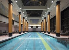 Hotel East 21 Tokyo - Tokyo - Pool
