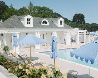 Canoe Place Inn and Cottages - Hampton Bays - Pool