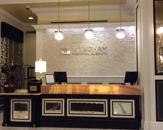 Deluxe Union Square Suites - San Francisco - Front desk