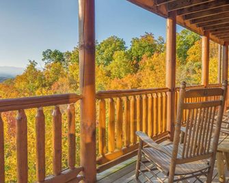 Picture Perfect - Sevierville - Balcony