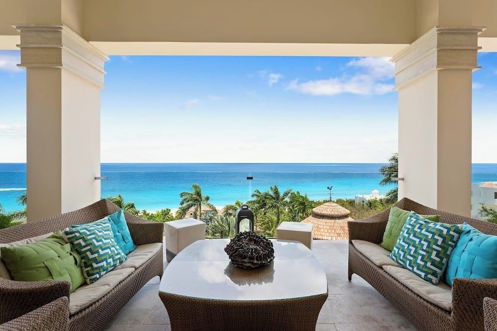 Quintessence Hotel - Long Bay Village - מרפסת