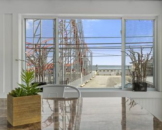 Mt Royal Motel - Old Orchard Beach - Balcony