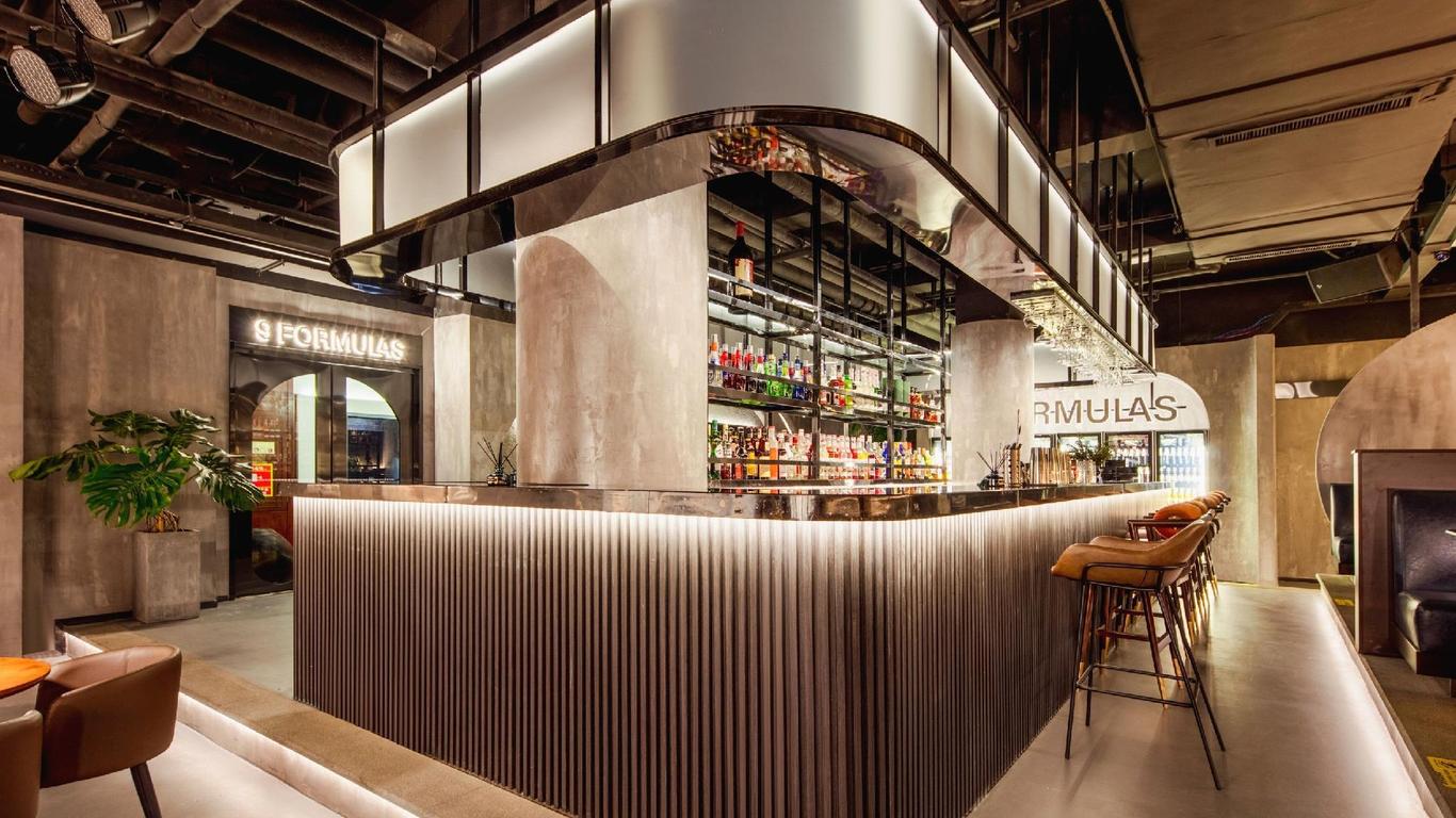 Four Seasons Kylin Hotel