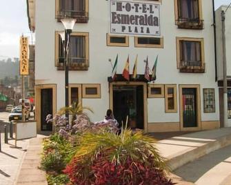 Hotel Esmeralda Plaza - Zipaquirá - Building