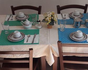 B&B Oasi Verde - Pignone - Jídelna