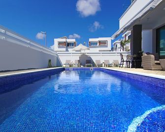 Martha - Exceptional 3bed Villa 50meters To Pernera Golden Beach - Pernera - Pool