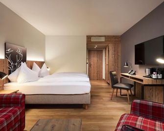 Hyperion Hotel Garmisch-Partenkirchen - Garmisch-Partenkirchen - Soveværelse