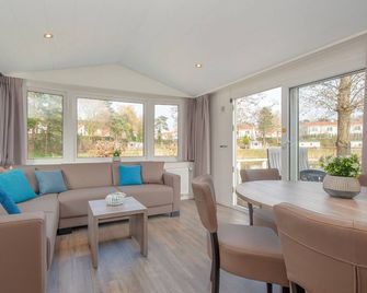 Chalet in Arcen With Private Terrace - Arcen - Wohnzimmer