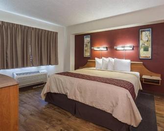 Sycamore Suites - Elyria - Bedroom