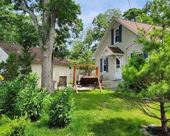 Quiet and Fun Beach House - Point Pleasant