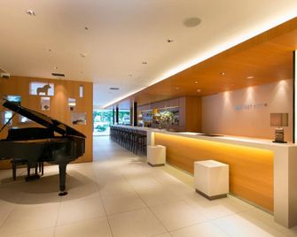 First Cabin Nishi Umeda - אוסקה