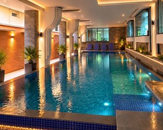 La Maison Siem Reap - Siem Reap - Piscină