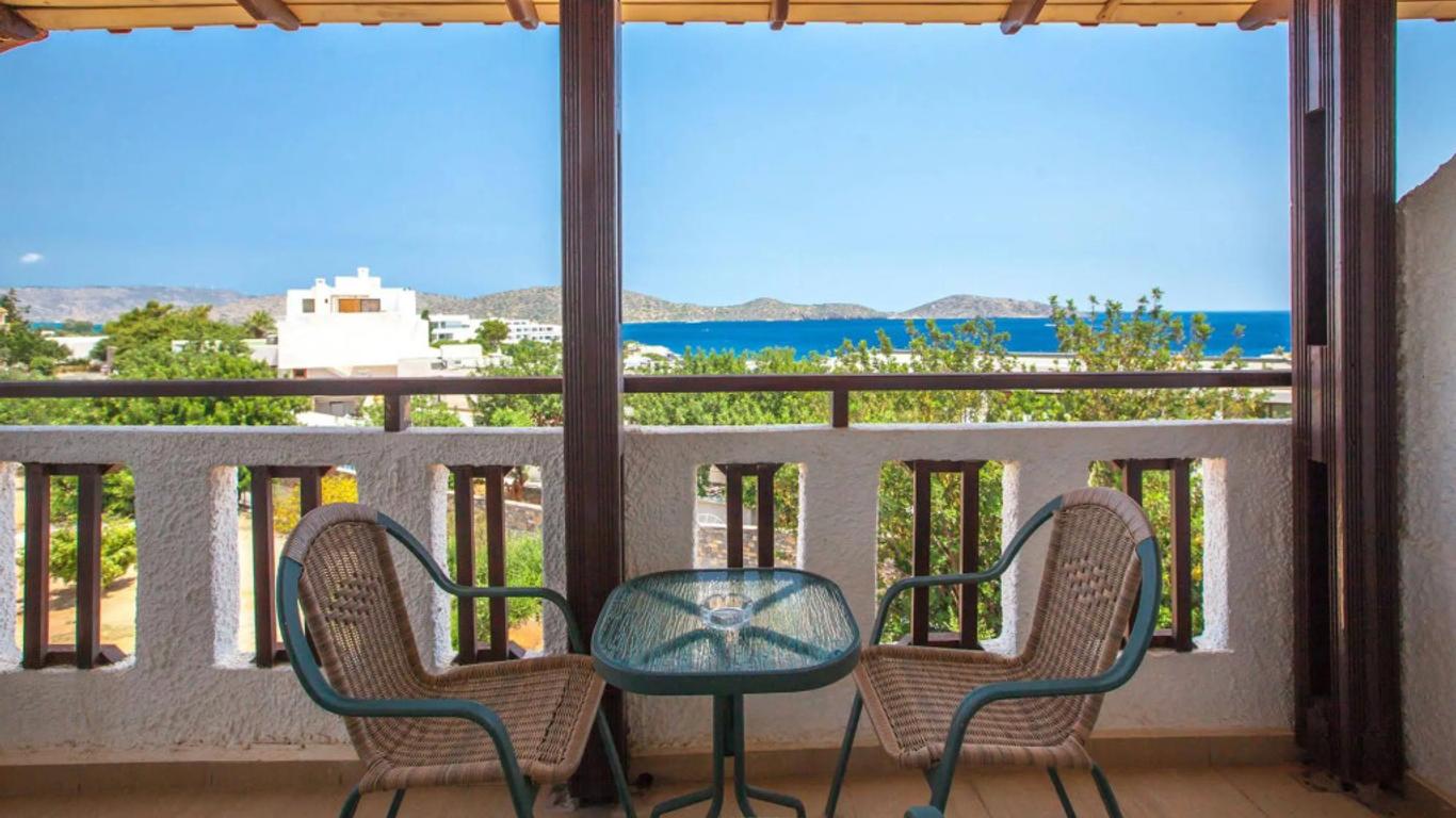 Elounda Breeze Resort