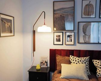 Premium 2-Level apartment on Rhine, Great Location - Duisburg