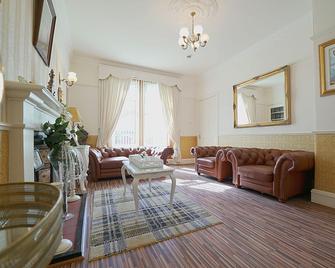 ذي أولد ترام هاوس أبارتمنتس - Stirling - غرفة معيشة