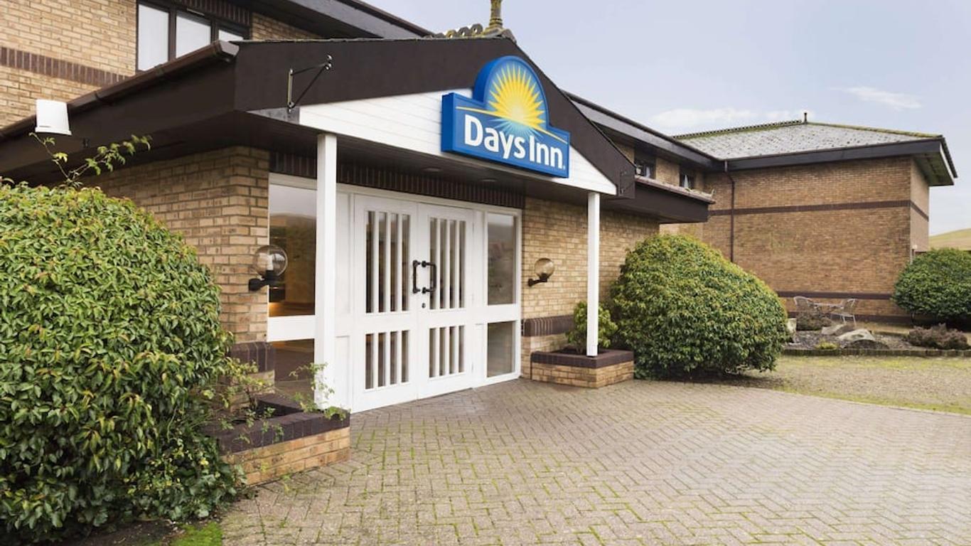 Days Inn by Wyndham Abington M74