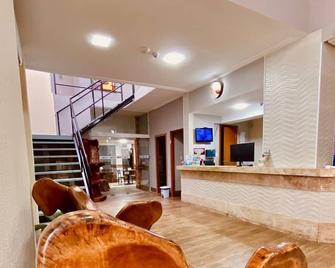 Hotel Porto Salvador - סלבדור - דלפק קבלה