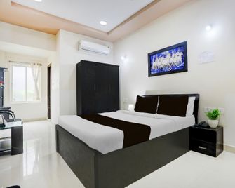 Hotel O Kurnool Bus Stand Rr Residency - Kurnool - Bedroom