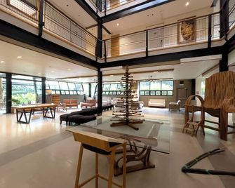 Green Canyon Leisure Farms - Mabalacat - Lobby