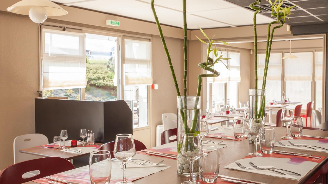 كامبانيلي بواتييه سود أويربورت