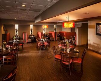 Ramada by Wyndham Marquette - Marquette - Restaurant