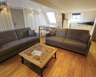 Hotel Saint Georges - Troyes - Sala de estar