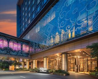 Hilton Manila Newport World Resorts - Pasay - Gebäude