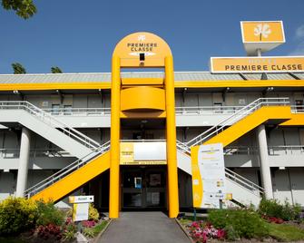 Première Classe Versailles - St Cyr L'ecole - Saint-Cyr-l'École - Bâtiment