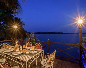 Saffronstays Suvarna Sangam - Udupi - Balcony