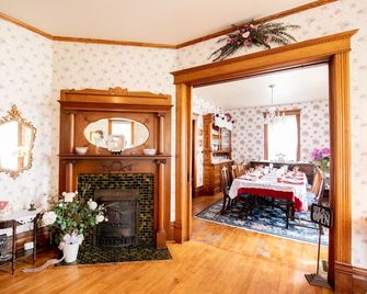 Garden Gate Bnb - Sturgeon Bay - Їдальня