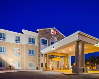 Best Western Plus Montezuma Inn & Suites - Las Vegas - Building